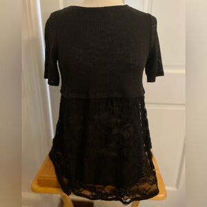 Women’s XS Lauren Conrad Black Top